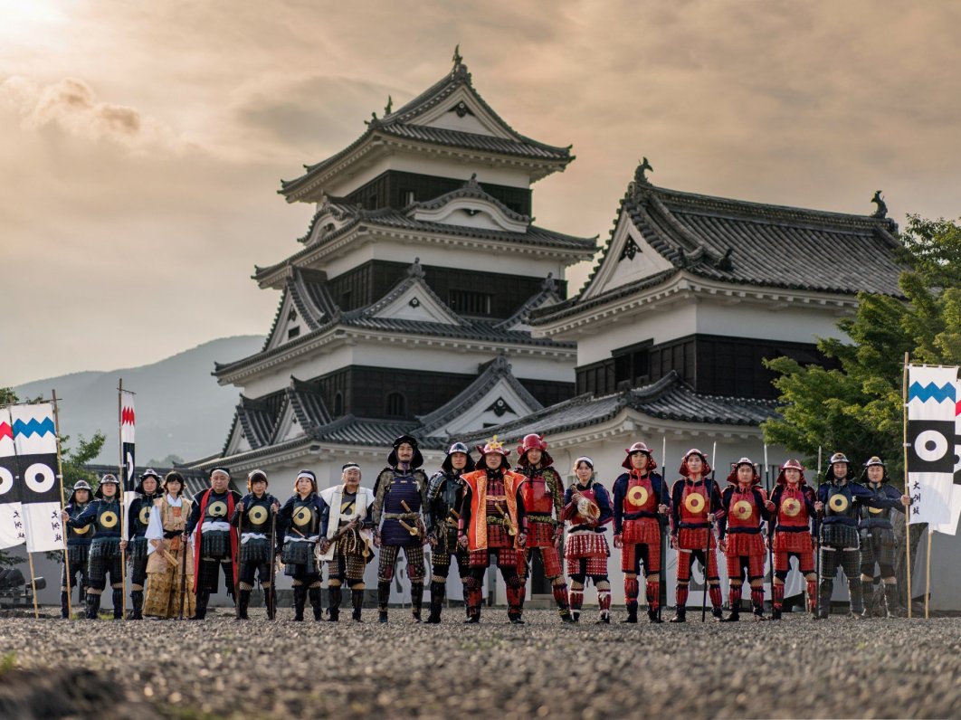 Ozu Castle